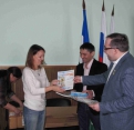 Республиканский конкурс детского рисунка, посвященный Году человека труда, назывался «Профессии моих родителей». 